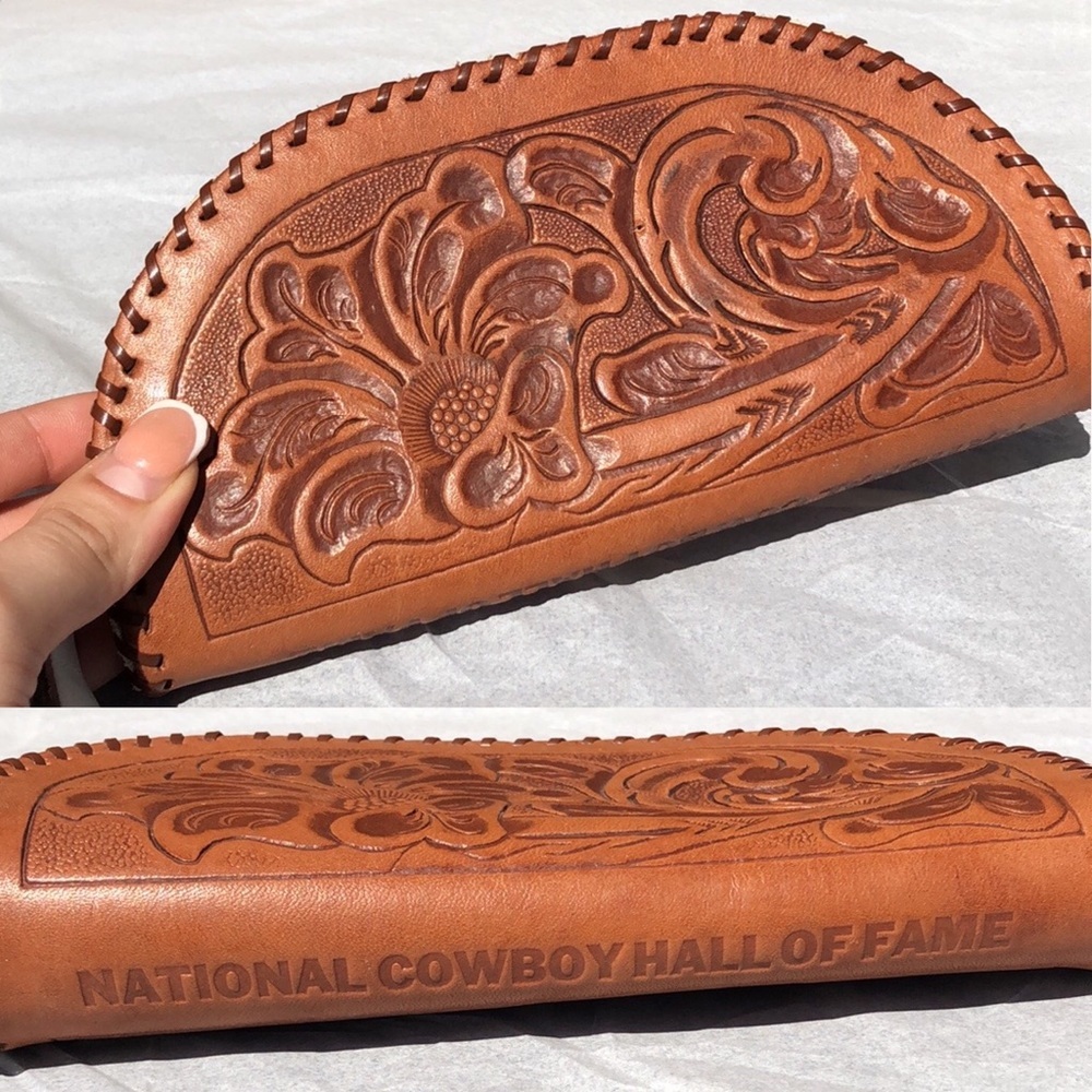 New Vintage National Cowboy Hall of Fame Hand Tooled Leather Floral Zipper P… - Picture 3 of 8